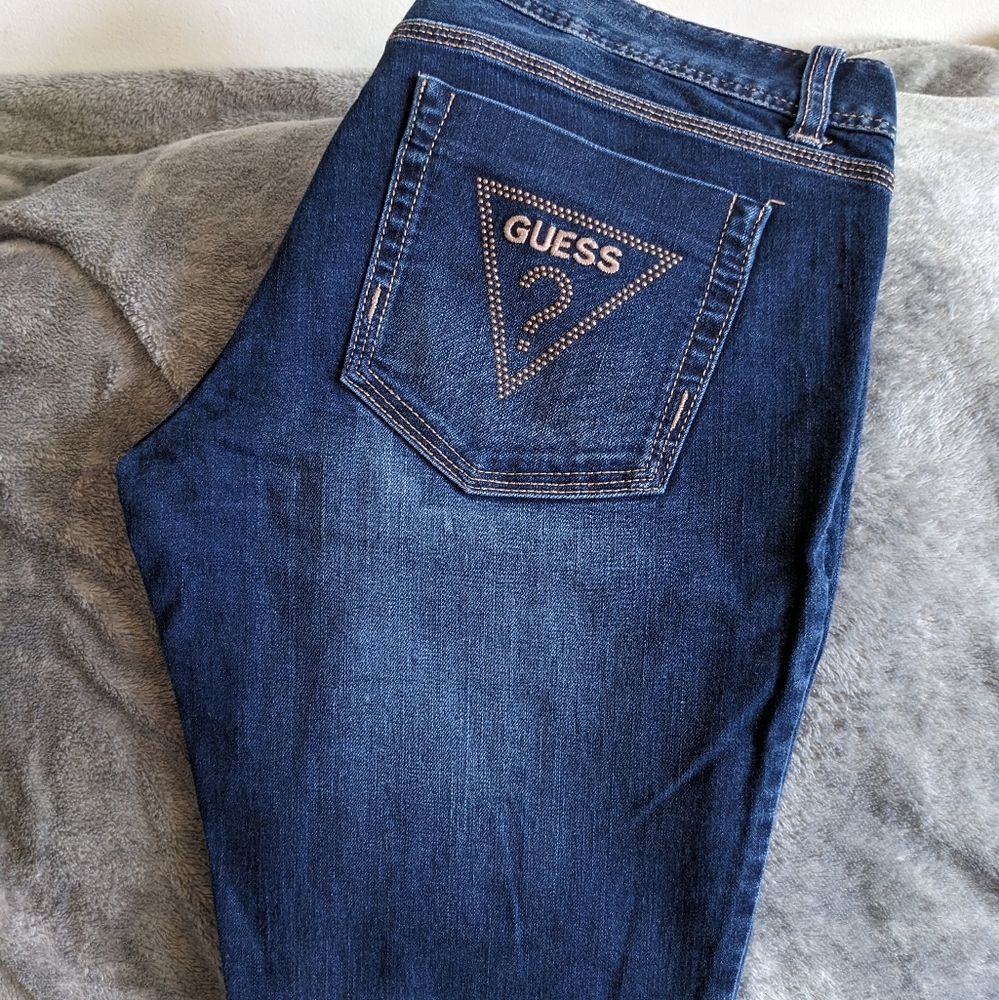 Guess Blue Jeans Size 30 Denim Dark Blue with Rose Gold Stone Pocket Detail New
